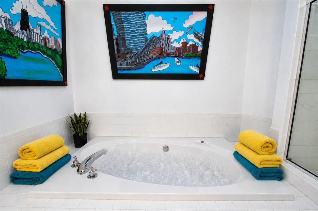 For Sale: $2,185,000 (4 beds, 3 baths, 2758 Square Feet)