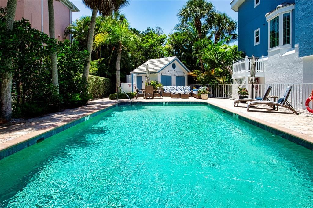 For Sale: $2,185,000 (4 beds, 3 baths, 2758 Square Feet)