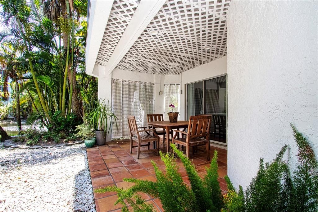 For Sale: $2,185,000 (4 beds, 3 baths, 2758 Square Feet)