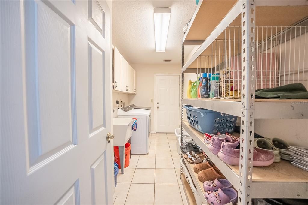 На продажу: $279,900 (3 спален, 2 ванн, 2172 Квадратных фут)