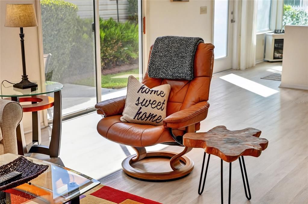 En Venta: $305,000 (2 camas, 2 baños, 1298 Pies cuadrados)