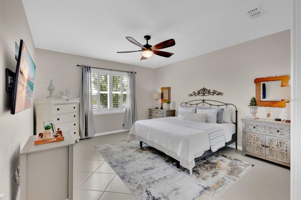 For Sale: $699,990 (3 beds, 2 baths, 2054 Square Feet)