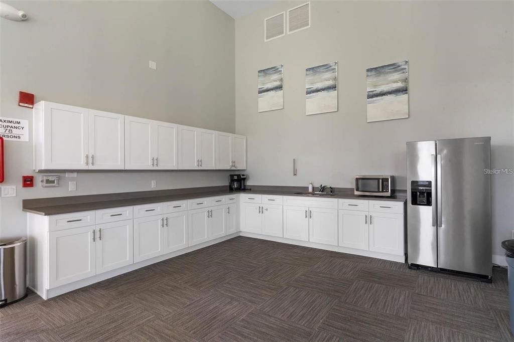 For Sale: $699,990 (3 beds, 2 baths, 2054 Square Feet)