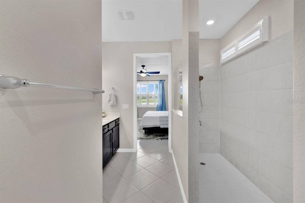 For Sale: $699,990 (3 beds, 2 baths, 2054 Square Feet)