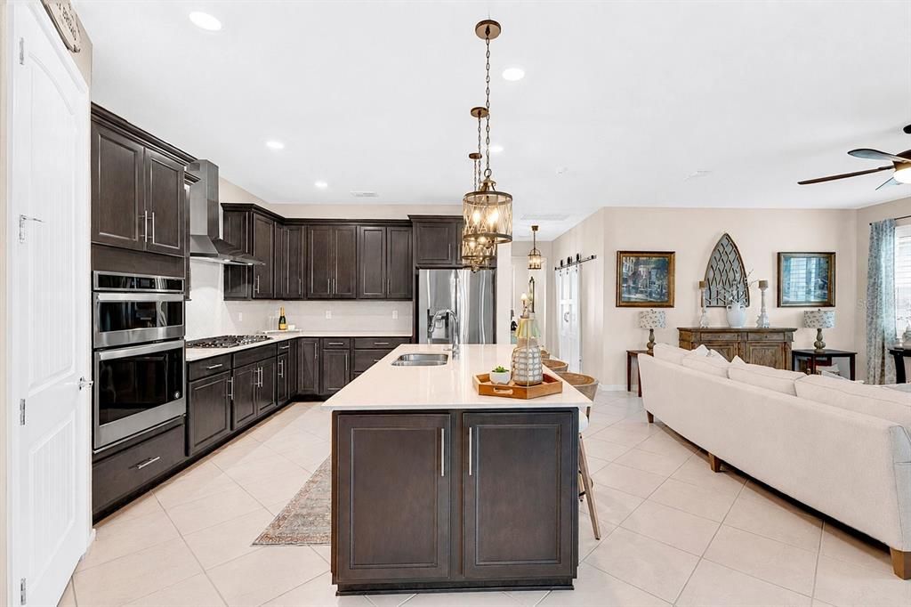 For Sale: $699,990 (3 beds, 2 baths, 2054 Square Feet)