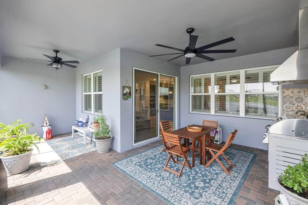 For Sale: $699,990 (3 beds, 2 baths, 2054 Square Feet)