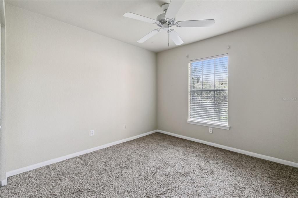 For Sale: $215,000 (3 beds, 2 baths, 1202 Square Feet)