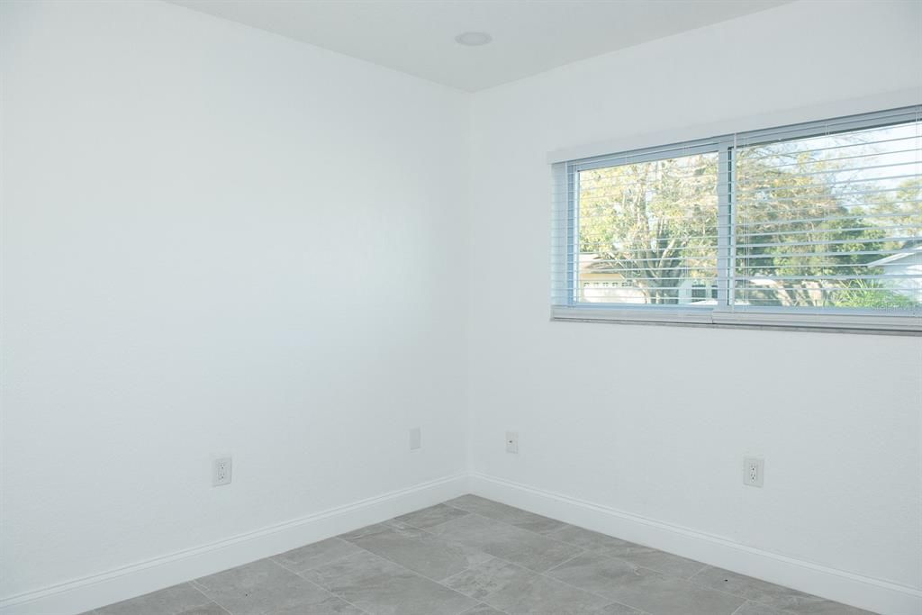 В аренду: $2,975 (4 спален, 2 ванн, 1355 Квадратных фут)