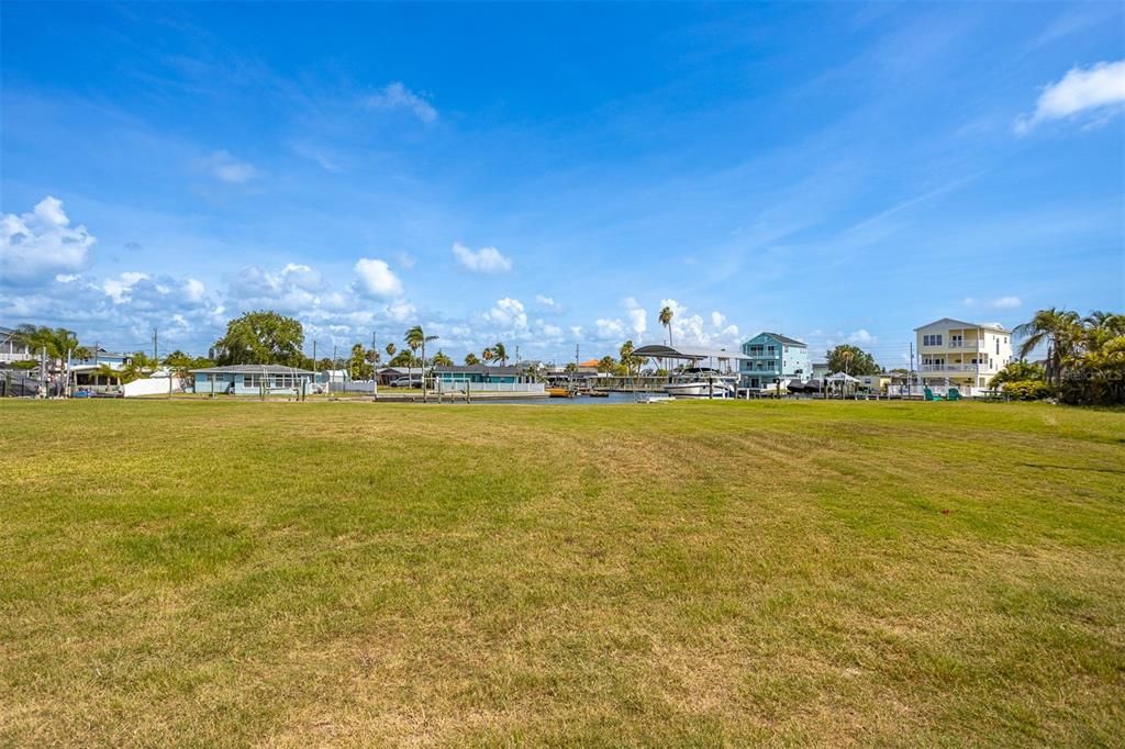For Sale: $285,000 (0.14 acres)