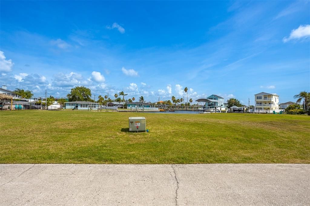 For Sale: $285,000 (0.14 acres)