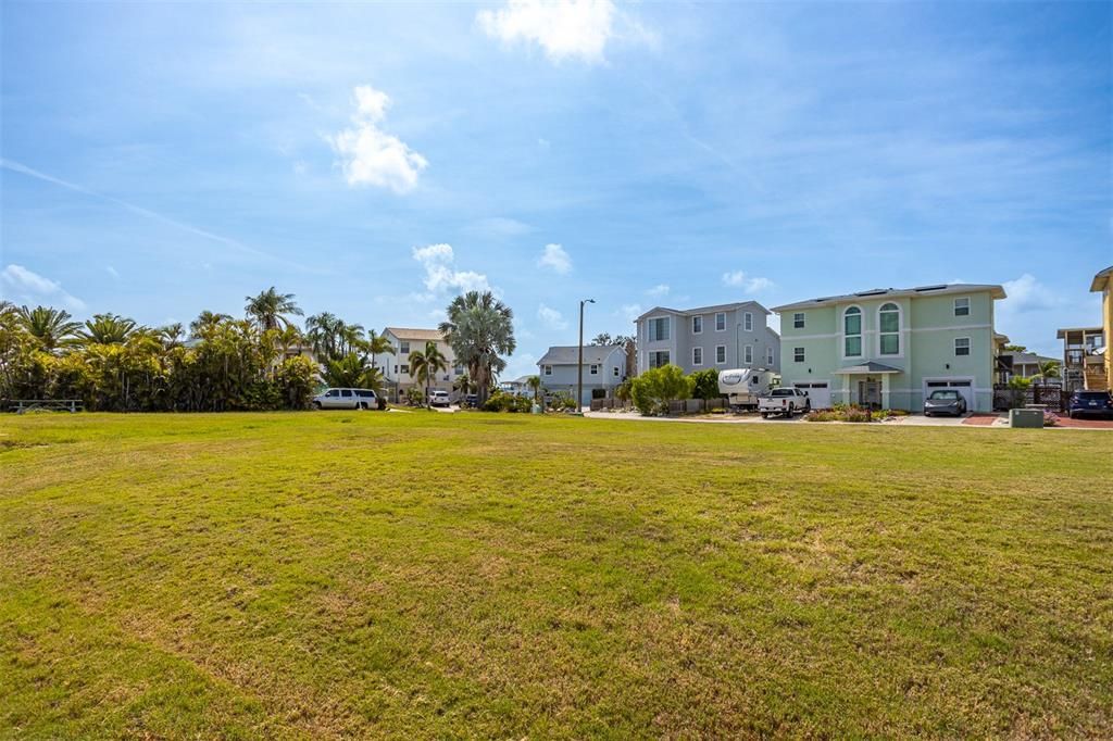 For Sale: $285,000 (0.14 acres)