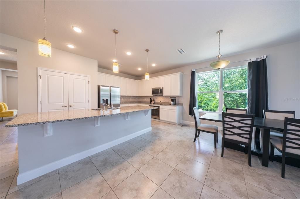 En Venta: $425,000 (3 camas, 2 baños, 1784 Pies cuadrados)