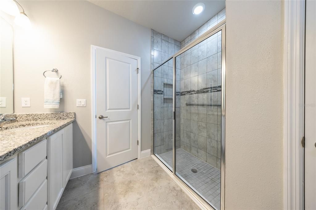 En Venta: $425,000 (3 camas, 2 baños, 1784 Pies cuadrados)