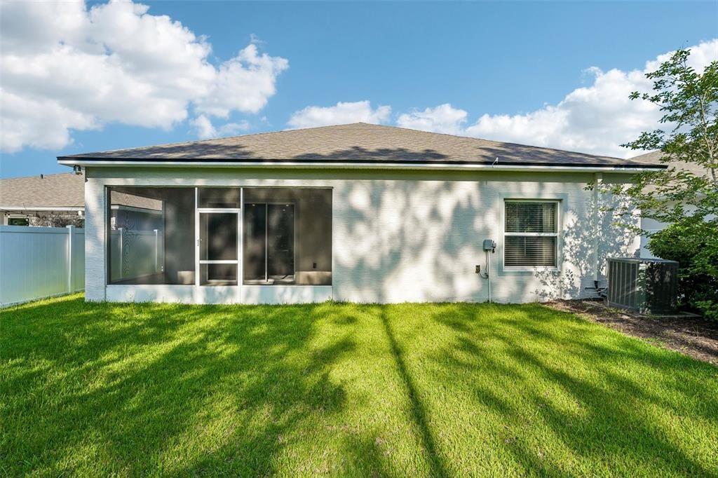 En Venta: $399,000 (4 camas, 2 baños, 2152 Pies cuadrados)