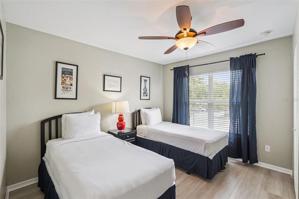 For Sale: $249,999 (4 beds, 3 baths, 1470 Square Feet)