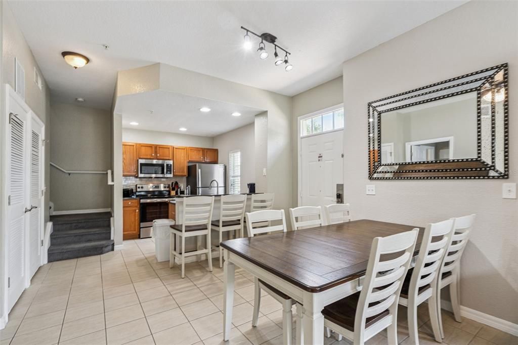 For Sale: $249,999 (4 beds, 3 baths, 1470 Square Feet)