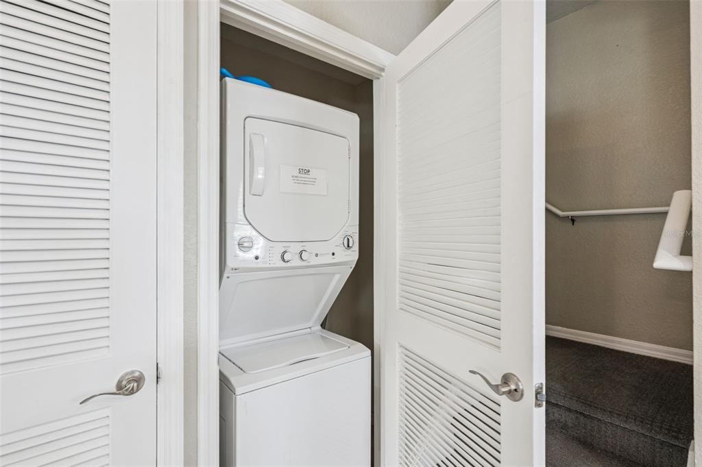 For Sale: $249,999 (4 beds, 3 baths, 1470 Square Feet)