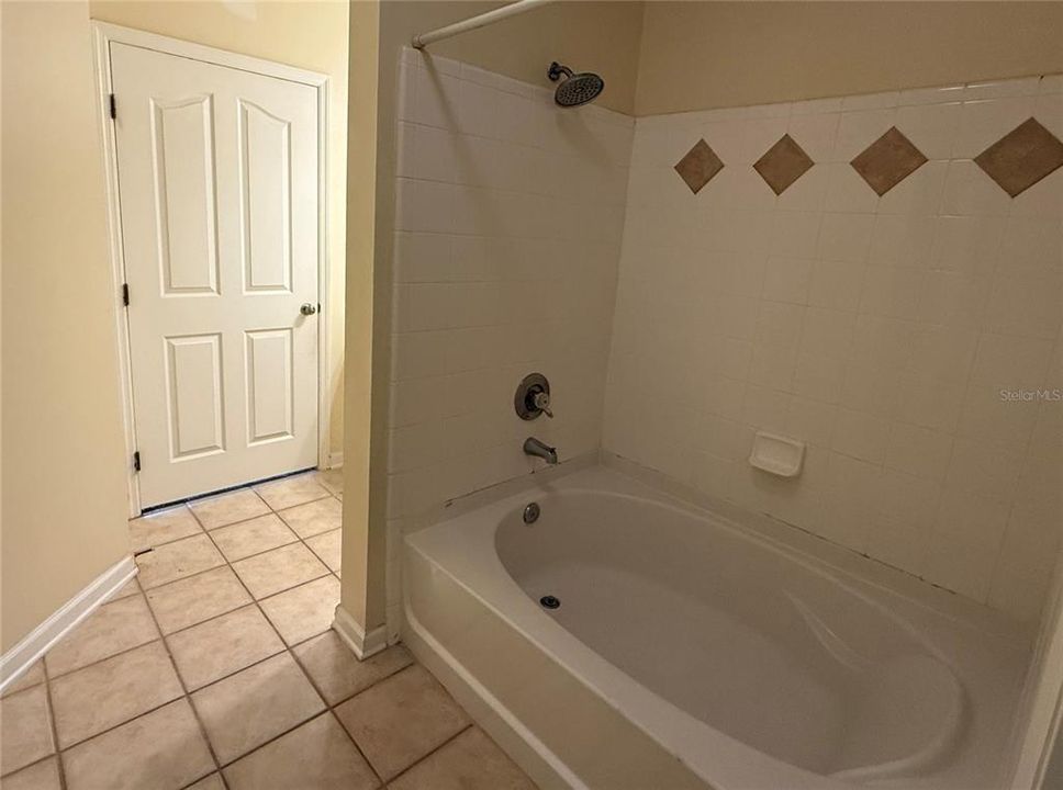 En Renta: $1,399 (1 camas, 1 baños, 696 Pies cuadrados)