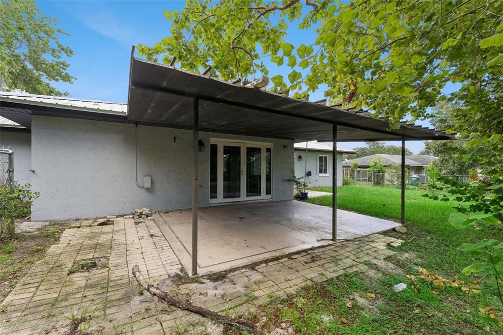 En Venta: $320,000 (3 camas, 2 baños, 1676 Pies cuadrados)