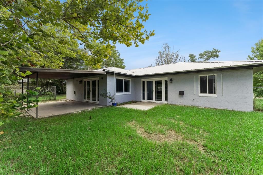 En Venta: $320,000 (3 camas, 2 baños, 1676 Pies cuadrados)