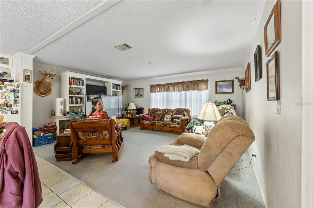 For Sale: $350,000 (3 beds, 2 baths, 2432 Square Feet)