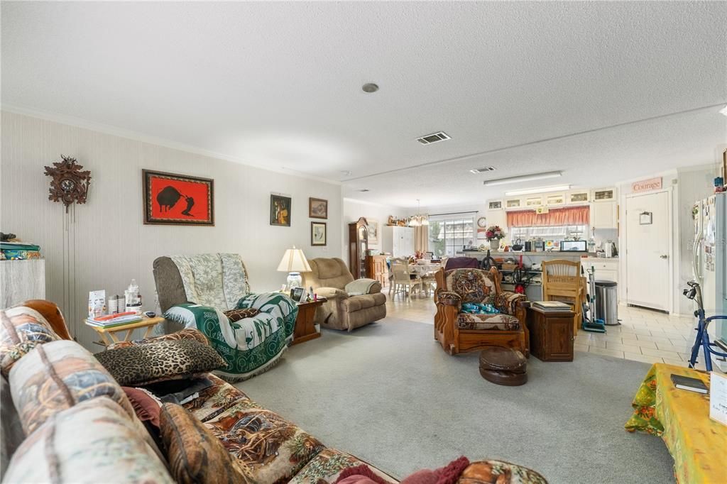 For Sale: $350,000 (3 beds, 2 baths, 2432 Square Feet)
