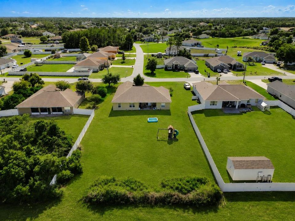 En Venta: $330,000 (3 camas, 2 baños, 2256 Pies cuadrados)