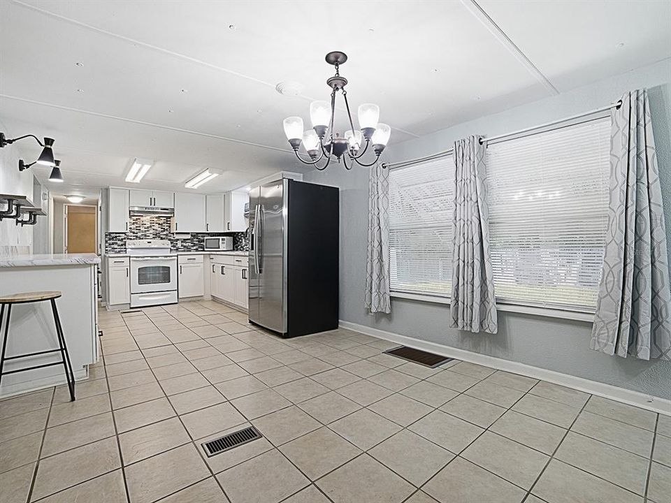 En Venta: $135,000 (3 camas, 2 baños, 1210 Pies cuadrados)