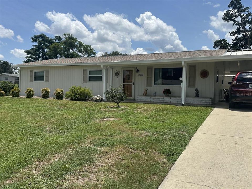 For Sale: $179,900 (2 beds, 2 baths, 1352 Square Feet)