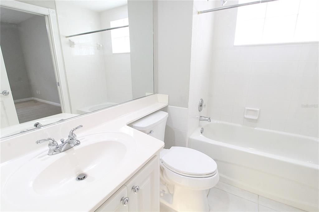Active With Contract: $2,645 (3 beds, 3 baths, 1844 Square Feet)