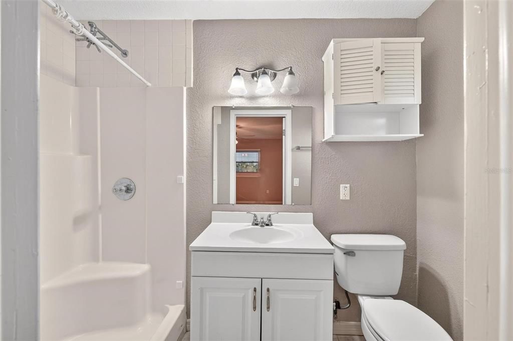 For Sale: $275,000 (3 beds, 2 baths, 1426 Square Feet)
