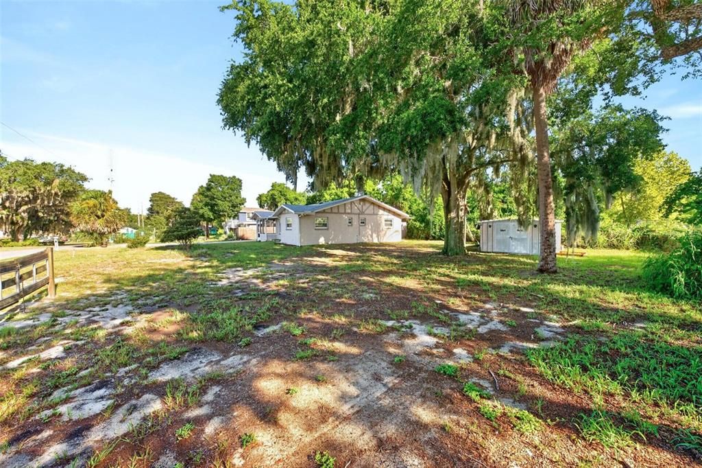 For Sale: $275,000 (3 beds, 2 baths, 1426 Square Feet)