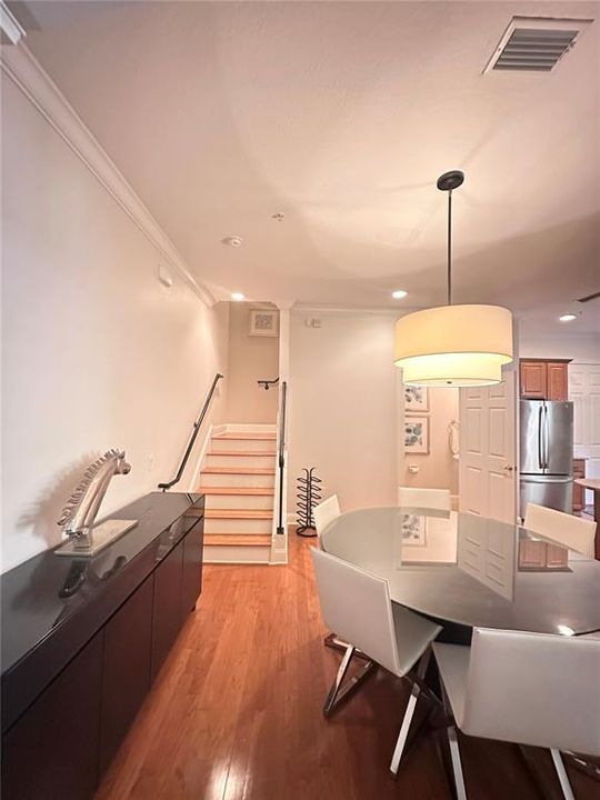 В аренду: $4,625 (3 спален, 2 ванн, 2504 Квадратных фут)