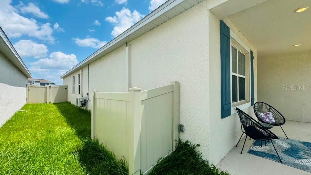 For Rent: $1,850 (3 beds, 2 baths, 1710 Square Feet)