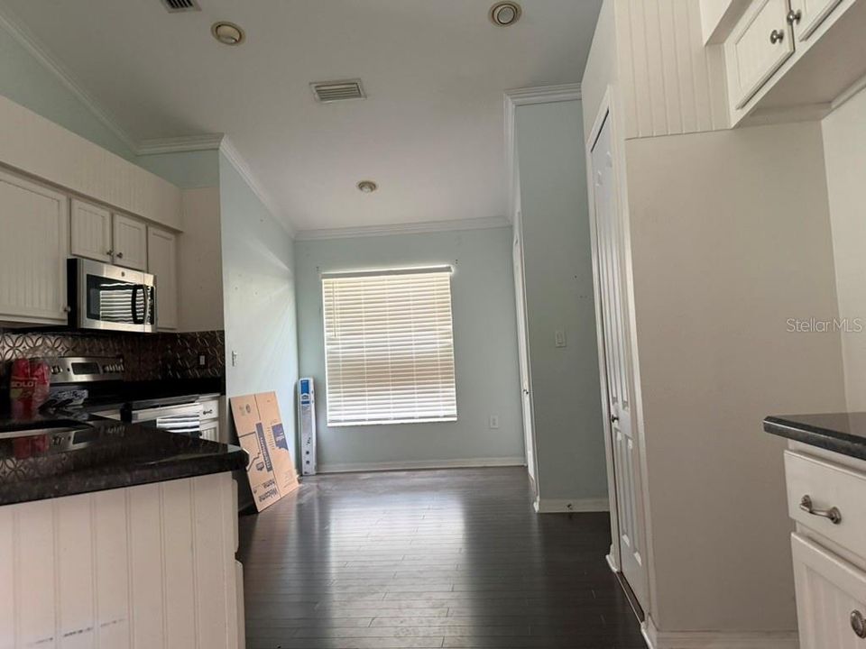 En Venta: $375,000 (4 camas, 3 baños, 1799 Pies cuadrados)
