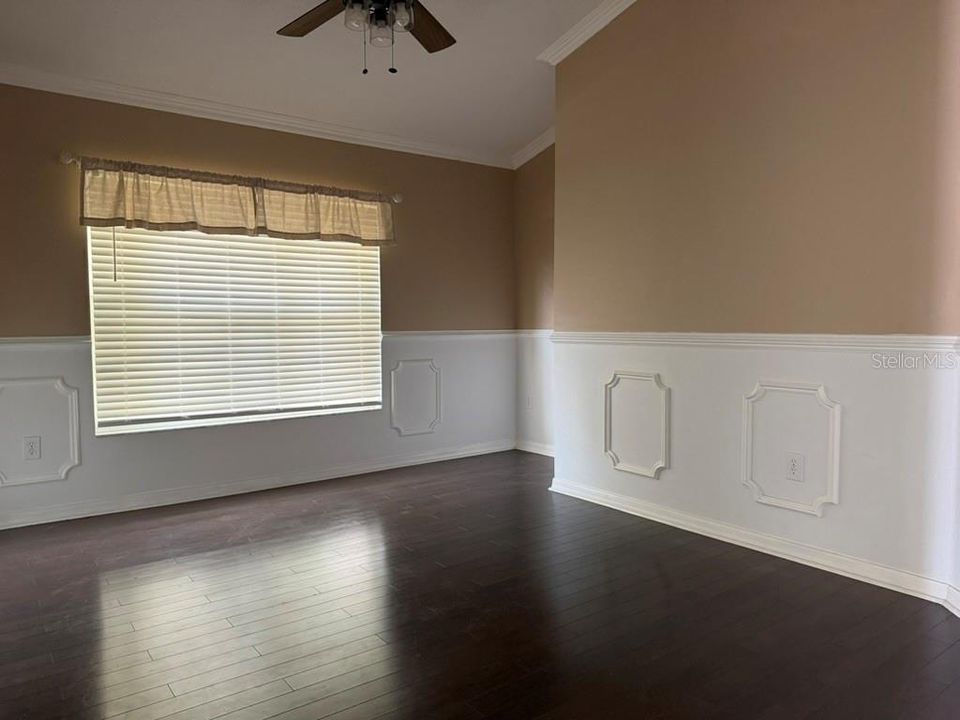 En Venta: $375,000 (4 camas, 3 baños, 1799 Pies cuadrados)