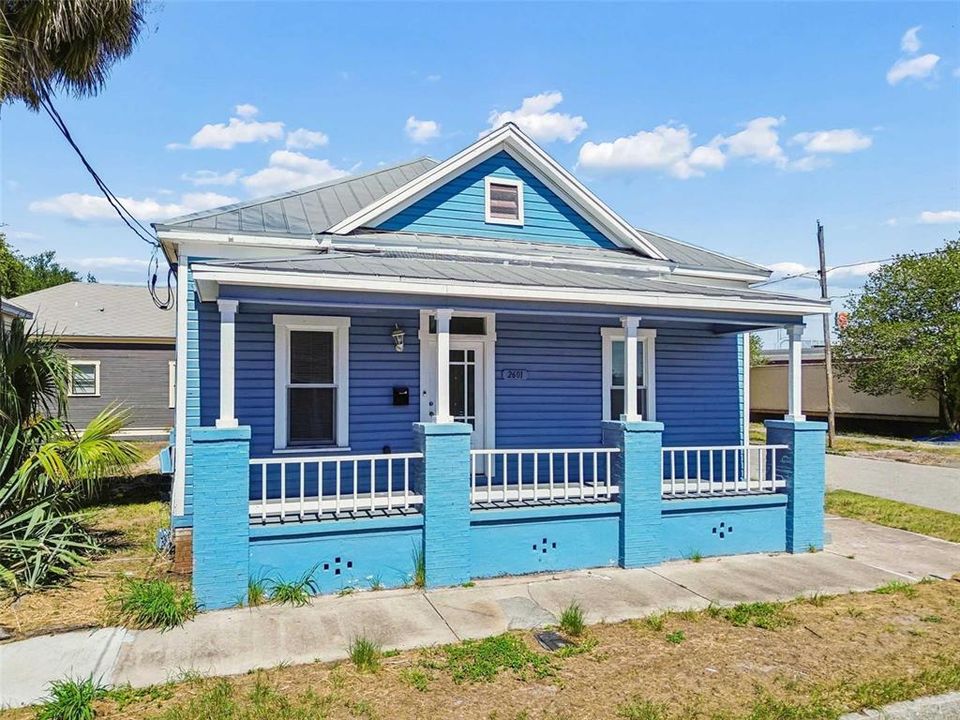 На продажу: $244,900 (2 спален, 2 ванн, 990 Квадратных фут)