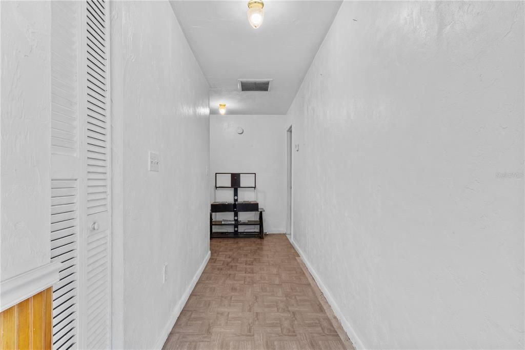 En Venta: $269,900 (4 camas, 2 baños, 1859 Pies cuadrados)