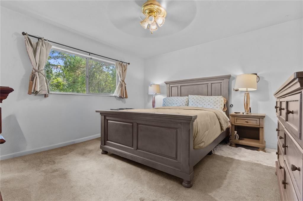 En Venta: $269,900 (4 camas, 2 baños, 1859 Pies cuadrados)