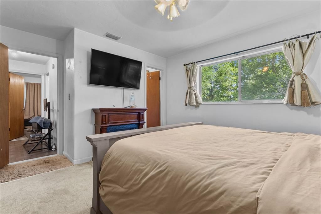 En Venta: $269,900 (4 camas, 2 baños, 1859 Pies cuadrados)