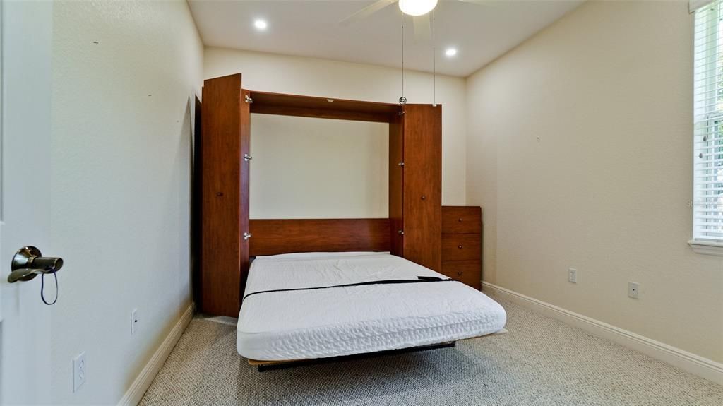 En Venta: $625,000 (4 camas, 3 baños, 2552 Pies cuadrados)