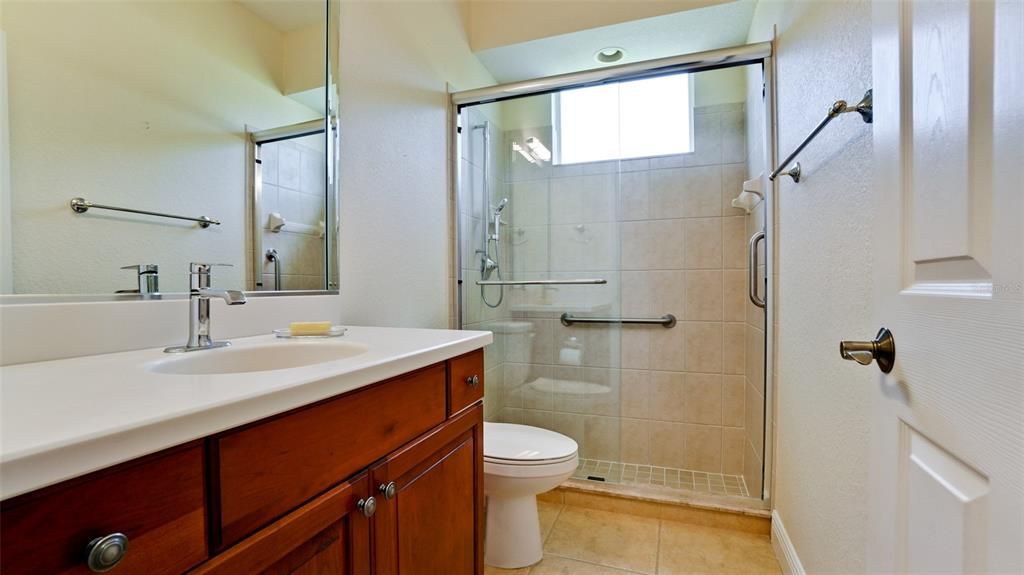 En Venta: $625,000 (4 camas, 3 baños, 2552 Pies cuadrados)