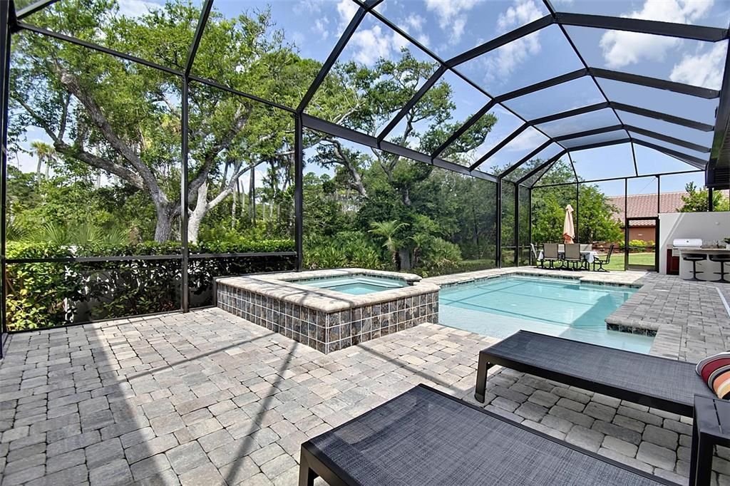 En Venta: $1,198,000 (3 camas, 3 baños, 3068 Pies cuadrados)