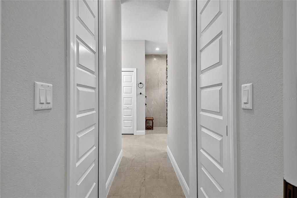 En Venta: $1,198,000 (3 camas, 3 baños, 3068 Pies cuadrados)