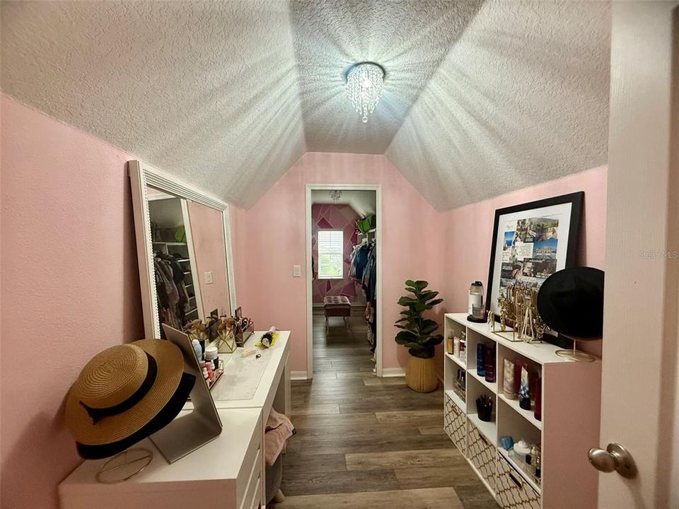 В аренду: $2,300 (5 спален, 3 ванн, 2372 Квадратных фут)