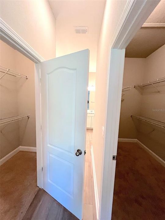 В аренду: $2,875 (5 спален, 4 ванн, 2918 Квадратных фут)