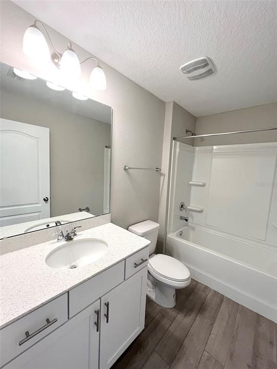 В аренду: $2,875 (5 спален, 4 ванн, 2918 Квадратных фут)