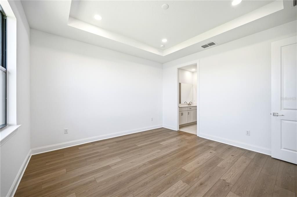 En Venta: $499,000 (3 camas, 2 baños, 1601 Pies cuadrados)