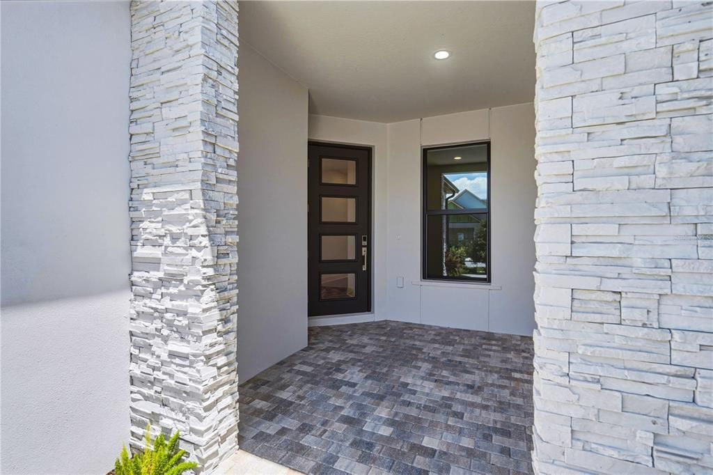 En Venta: $499,000 (3 camas, 2 baños, 1601 Pies cuadrados)