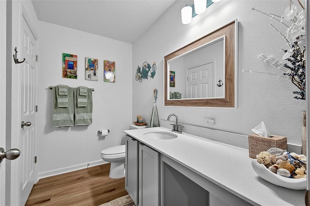 En Venta: $449,900 (3 camas, 2 baños, 1705 Pies cuadrados)